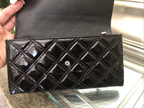 AUTH Marc Jacobs Quilted Patent Leather Clutch Wallet Organizer Padlock Silver - Picture 13 of 17