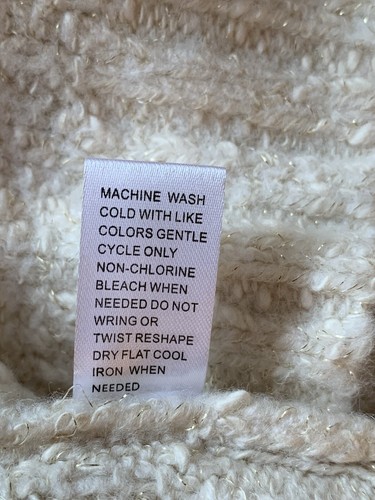 EVEREVE Ashlynn Strong Shoulder Sweater Small Winter White Metallic Shimmer - Picture 12 of 12