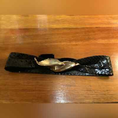 VTG Morris Moskowitz Black Snake Gold Bow leaf? Belt Large 24” Pov: Your cousin has a vintage purse collection, and you  main image 3