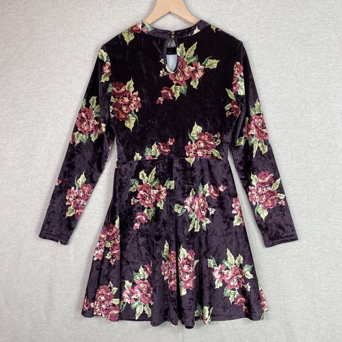 Altar'd State Damen Samt Blumen Skater Kleid Medium dunkellila Whimsigoth - Bild 9 von 13