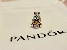 Charm PANDORA Winnie l’Ourson Disney 100e anniversaire avec diamant de synthèse