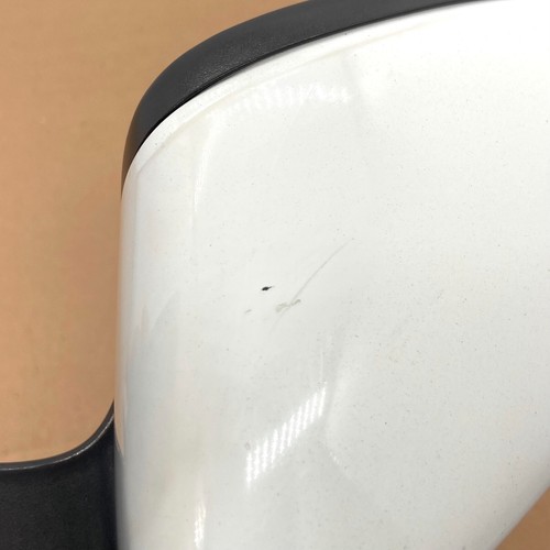OEM 11-18 Volkswagen Jetta Driver Left Side Door Mirror Assembly White - Picture 7 of 11