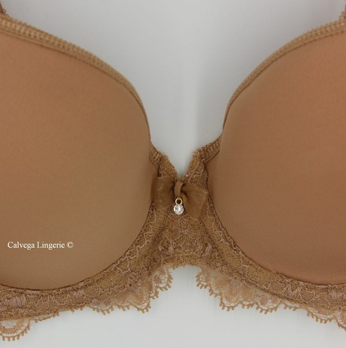 Reggiseno in pizzo convertibile Wacoal We119004 "Chrystalle" contorno distanziatore nuovo con etichette, beige, 30C - Foto 2 di 8