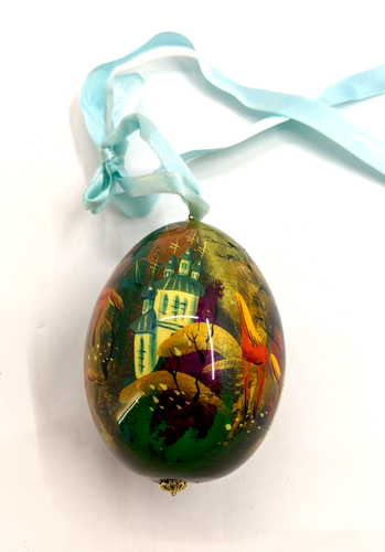 Vintage Christmas Ornament wood Egg Shape Hand painted Horse & Castle - Picture 3 of 4