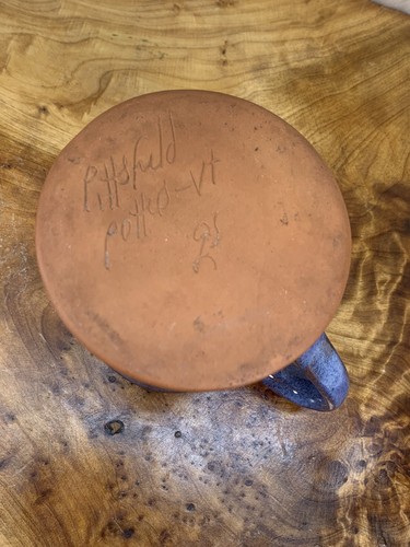 Pittsfield Potters Vermont Milk Pitcher Creamer Handmade Vintage Blue Brown ๐ - Picture 6 of 7