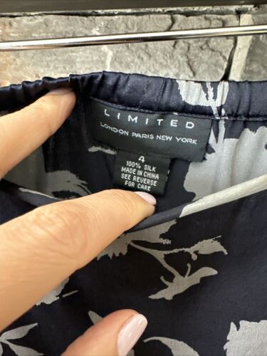 Falda sin Mangas Talla Limitada 4 100% Seda Midi Azul Gris Floral Línea A - Imagen 2 de 5