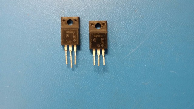 SPA04N80C3 Infineon MOSFET CoolMOS™ 800V 4A 38W 1,3R 04N80C3 855757