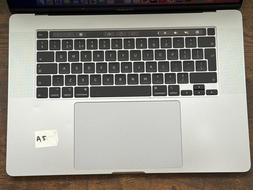 MacBook Pro 2019 - 16" - 16 GB RAM - Core i7 - 500GB SSD - Touch Bar -A2141 - A5 - Picture 6 of 22