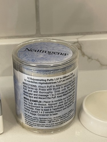 Neutrogena Sistema de Microdermabrasión Incansiones Recarga 12 Unidades + Cabezal de Accesorio Nuevo - Imagen 3 de 5