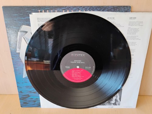 1984 Elektra Records DOKKEN vinyl album TOOTH AND NAIL super clean LP ex+ - Picture 5 of 5