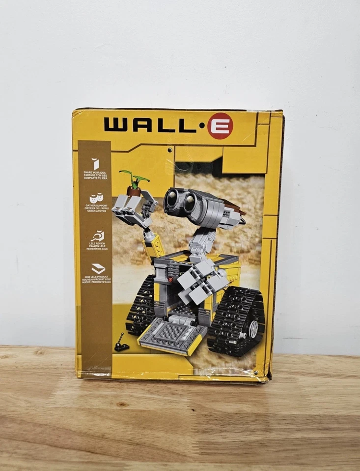Ideas: Wall-E 8886 (21303) - New In Box Sealed - Image 3 of 4