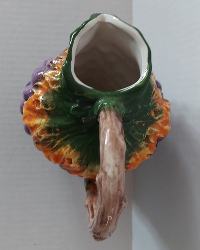 Vintage Hand Painted Bassano Italian Ceramic Majolica Purple Grapes Pitcher 7" - Picture 10 of 14