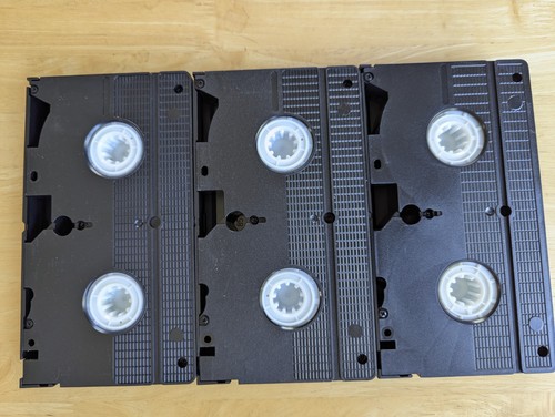 Back to the Future Trilogy (VHS, 2002, 3-Tape Set) Universal PG Michael J Fox - Foto 10 di 10