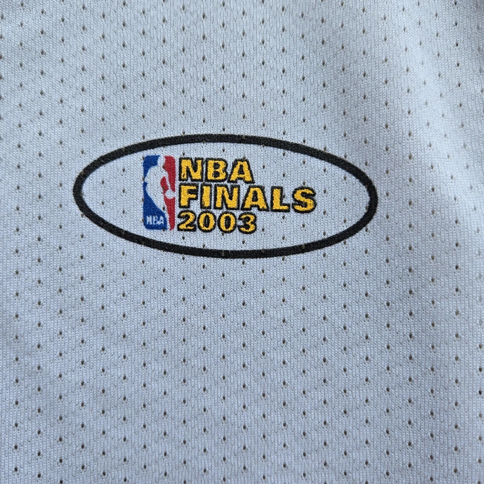 Vtg San Antonio Spurs NBA Finals 2003 Majestic Tim Duncan #21 Gold Jersey Size L - Image 3 of 4