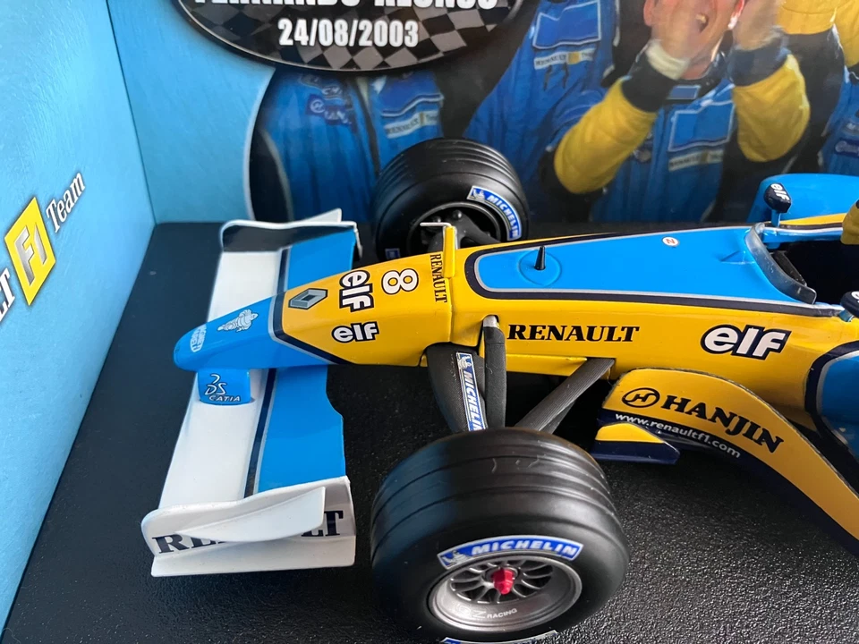 F1 Renault R23 Fernando Alonso victory Hungaroring  2003 Hot Wheels  1/18 - Photo 3/4