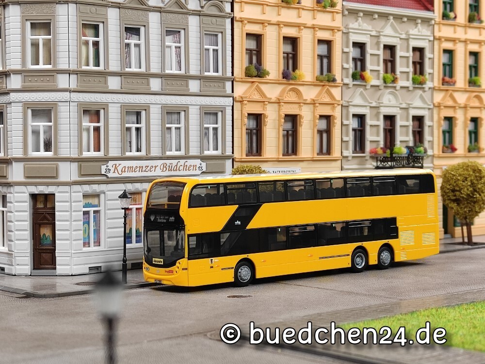 Foto 2 di 8