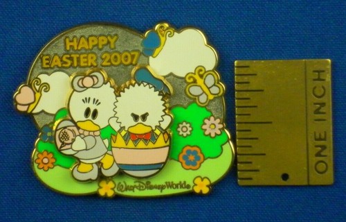 Donald and Daisy Easter Egg Hunt 2007 Cute Characters LE1500 # 54723 - Picture 2 of 4