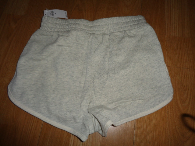 Picture 4 of 5