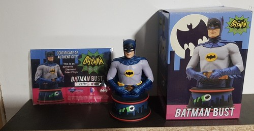 Batman Classic 1966 TV Show Büste 0040/3000 Adam West signiert Diamond Select