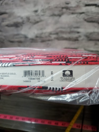 10 Yard Bolt (36" x 44") 100% Cotton Portland Trailblazer RIP CITY Fabric - Red - Picture 6 of 6