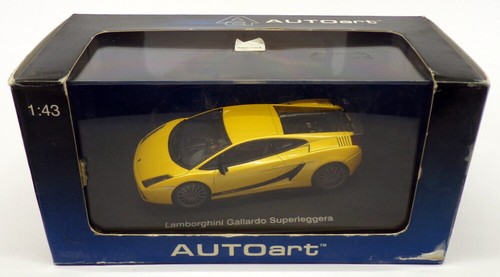 Autoart 1/43 Scale 54614 - Lamborghini Gallardo Superleggera - Met Yellow - Picture 3 of 3