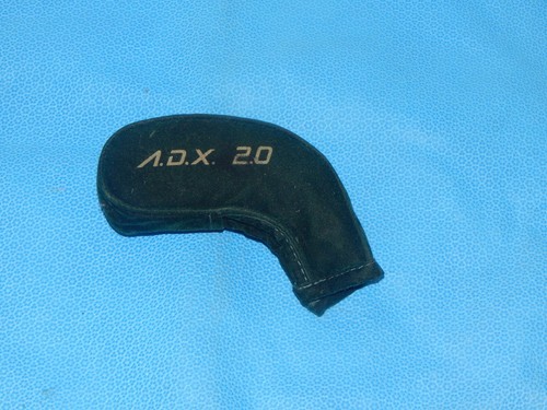 RH Yonex A.D.X. 2.0 Graphite Headed 9 Iron with Graphite Shaft & Head Cover - Picture 9 of 10