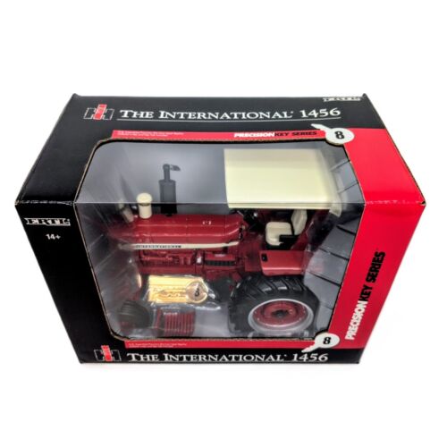 1/16 International Harvester 1456 Tractor With Canopy, Precision Key Series #8 - Picture 2 of 3