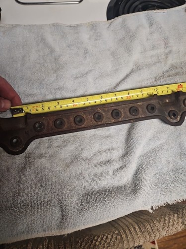Vintage Standard Wall Cast Iron Sink Bracket 10 1/2 inches Center to Center - Picture 6 of 8