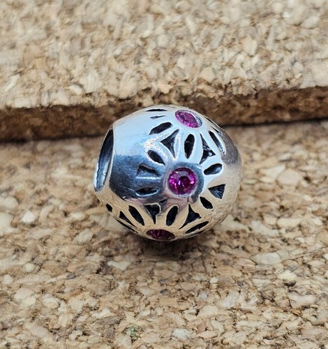 Authentic 925 Sterling Silver Daisy Pink Swarovski Crystal Charm Bead - Picture 4 of 4