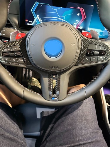 Echt Carbon Lenkrad Blenden für BMW F90 F91 F92 F93 F95 F96 F97 G80 G81 G82 G83 - Bild 9 von 12