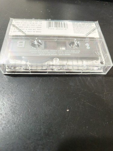Deee-Lite World Clique NEW SEALED Cassette Tape Groove In The Heart - Picture 4 of 4