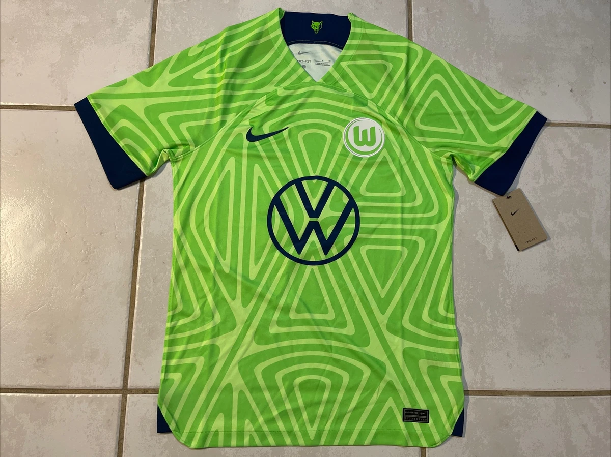 Preços baixos em Vfl Wolfsburg Clube Internacional de Camisas de