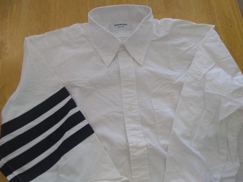 Neu ohne Etikett Thom Browne weiß Oxford Knopfleiste Ripsband Ärmel Streifen TB5 16,5-36 - Bild 2 von 7