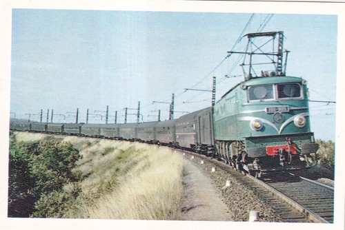 Carte postale postcard 10x15c TRAIN LOCOMOTIVE 2D2-9100 éd "la vie du rail" SNCF