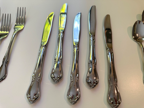 Cubiertos de colección Oneidacraft Deluxe Chateau acero inoxidable 11 piezas tenedores cucharas cuchillos - Imagen 3 de 13