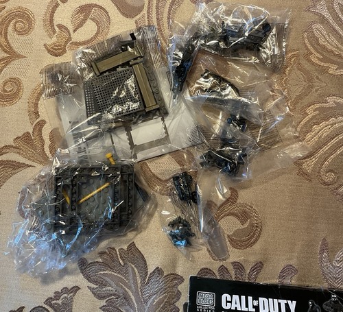 Open box MEGA BLOKS Call Of Duty - Covert Ops Unit 2015 Construction Set CNF14 - Picture 3 of 4
