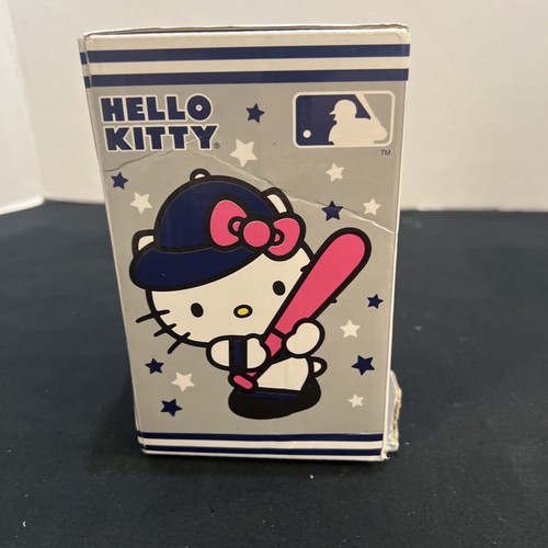 Yankees Hello Kitty Bobblehead 2014 (sin abrir en caja) - Imagen 2 de 6