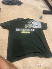 Men’s size medium Green Bay Packers T-shirt
