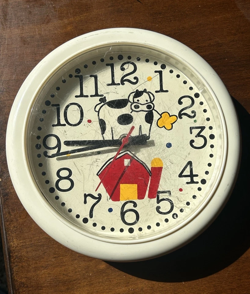Reloj de Pared Pequeño Vaca en Granja 84 De Colección Foto 2 de 4
