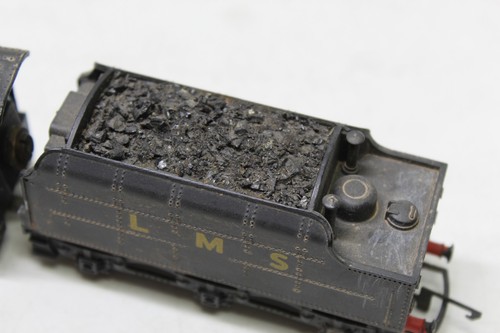 Wrenn W2225 LMS 2-8-0 Class 8F Freight Locomotive 8042 - Weathered - Picture 7 of 18