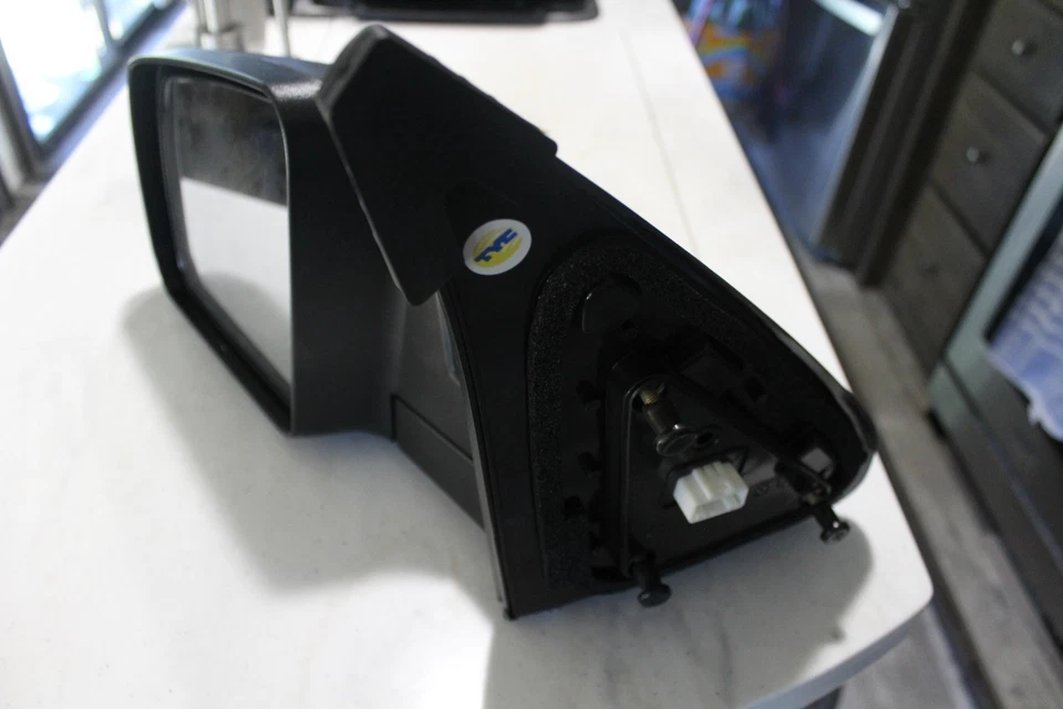 07-13 丰田苔原 (SR5) 拾音器电源非加热左侧门镜 — 第 4/4 张图片