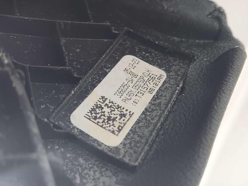 2024 BMW X5 G05 FRONT CONSOLE FLOOR 51169399726 *CARPET FRAYED BROKEN TAB* - Picture 9 of 21