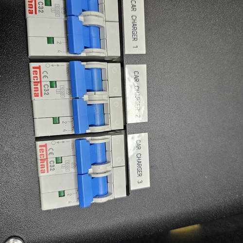 matt:e EVU-3-32-M 3PH 32A MCB Connection Unit for 3x 1PH 32A EV Charger - Picture 7 of 13