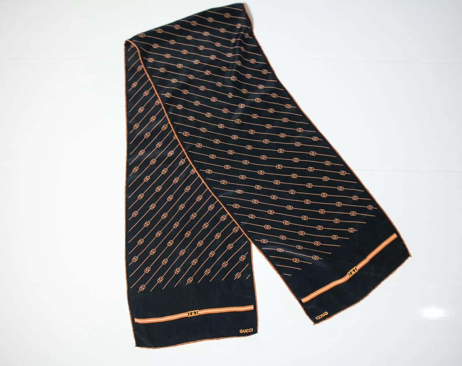 Écharpe en soie Gucci Monogram