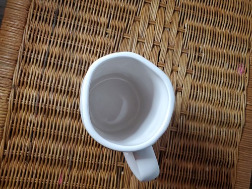 Rae Dunn "MINE Mug Set, With Large Red Letters. Artisan Collection NEW - Picture 4 of 4