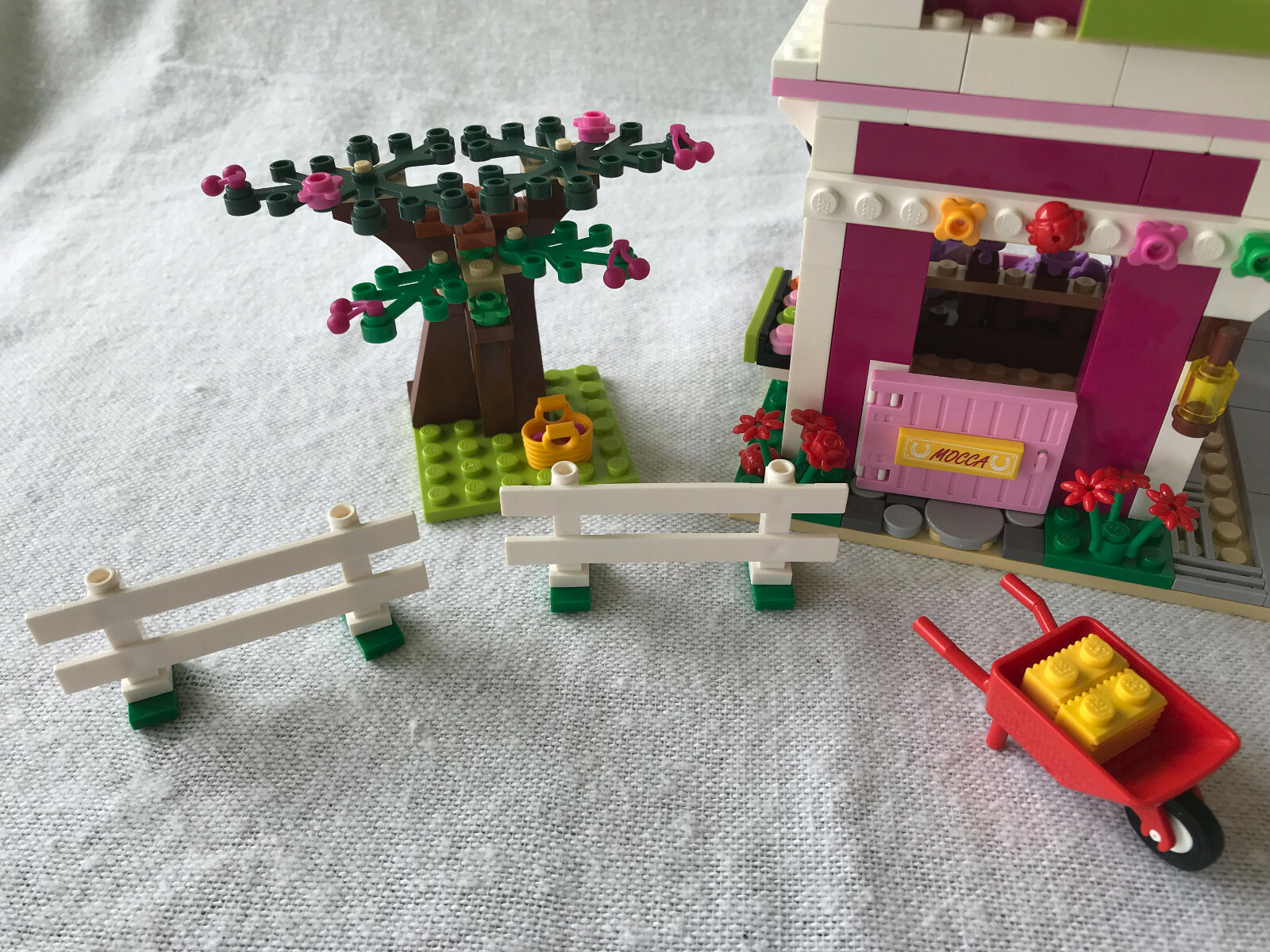 Lego Friends Sunshine Ranch 41039 For Sale Online Ebay