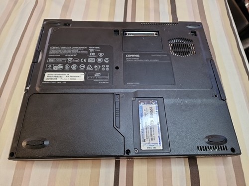 Vintage Compaq Evo N620c Pentium M For Parts Read Description - Picture 15 of 16