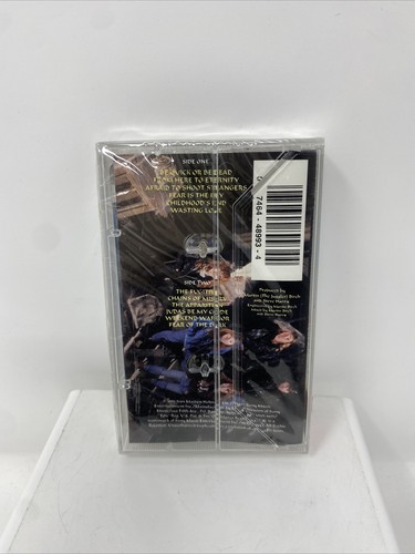 Fear Of The Dark By Iron Maiden Cassette Tape Sealed - Picture 2 of 6