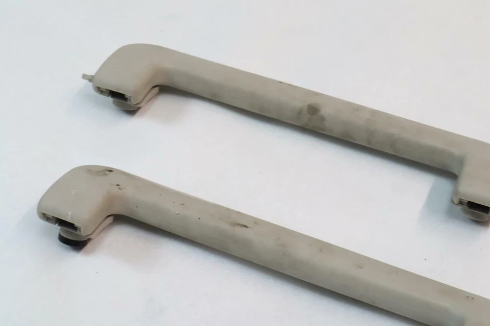 JUEGO DE MANIJAS DE AGARRE INTERIOR 11-17 AUDI A8 A8L S8 D4 4,2L  Foto 2 de 4