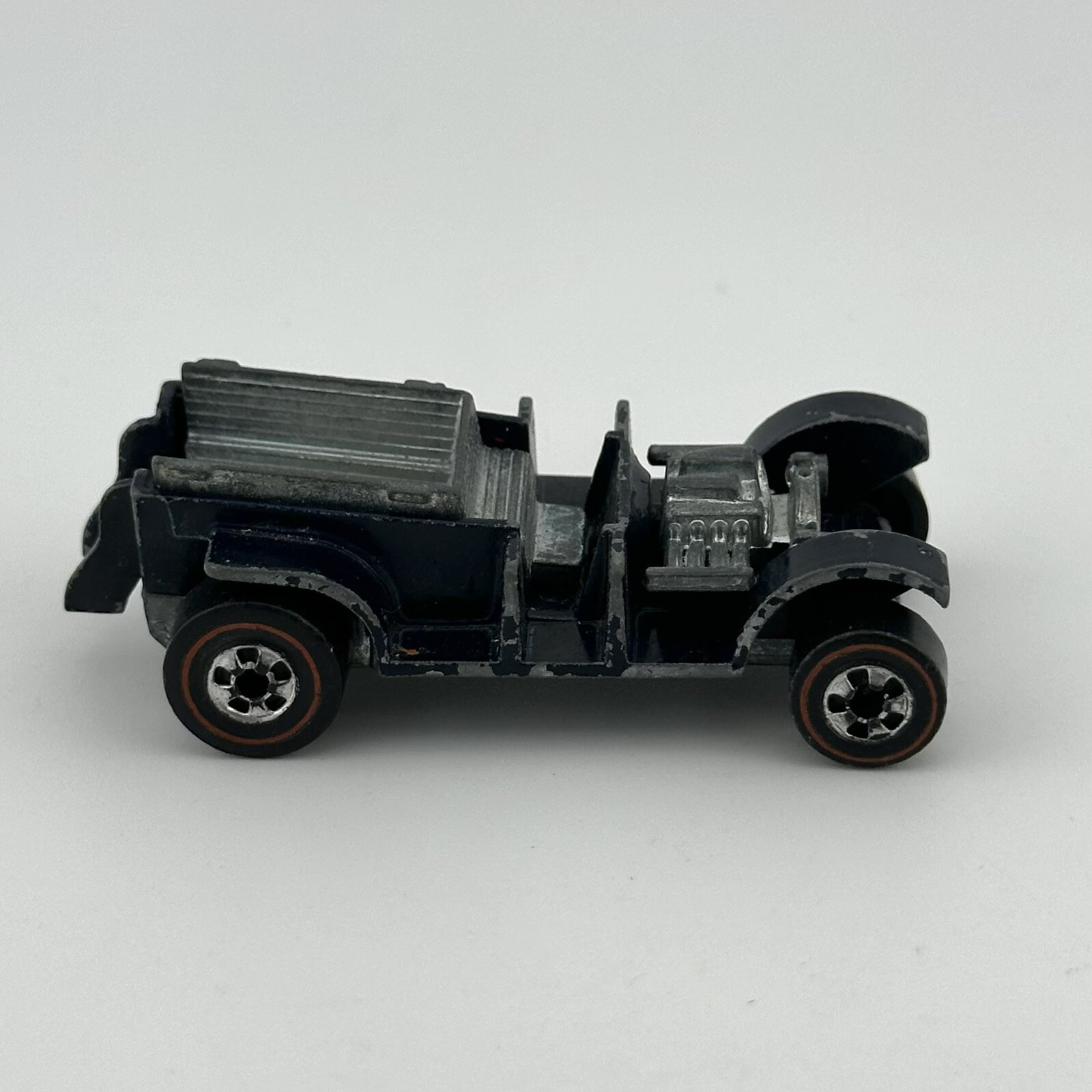 Picture 2 of 8